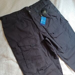Free Soldier STORM Men's Ripstop Tactical Cargo Pants black NWT man men 42 waist